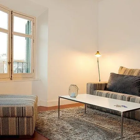 Urbanliving Liborio Apartment