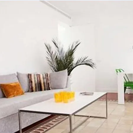 Apartment Urbanliving Liborio *