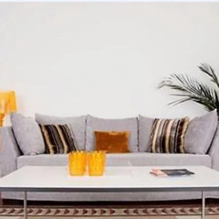 Urbanliving Liborio